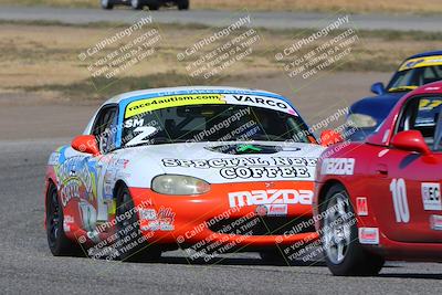 media/Oct-15-2023-CalClub SCCA (Sun) [[64237f672e]]/Group 4/Race/